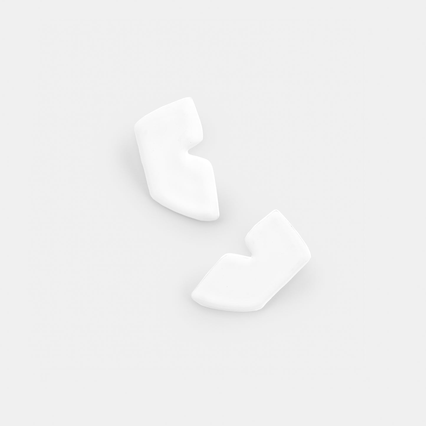 Tiny Favorite Forms in Cloud White