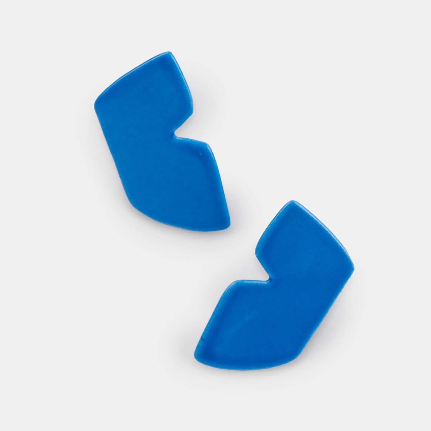 Medium Favorite Forms in Velocity Blue